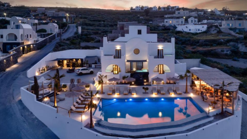 santorini-leon-luxury-1